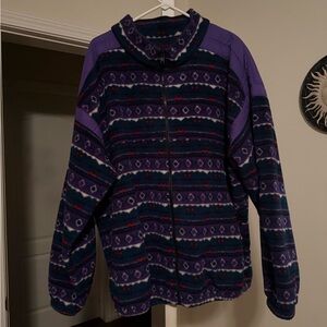 Vintage women’s purple patterned light coat